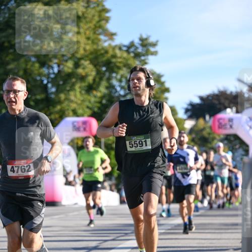 07.09.2025 - BARMER Alsterlauf Dr. Thomas Lammeyer http://msf.ph/oto/8707538 07.09.2025 09:28:04 Laufen 36, 4762, 5591 meine-sportfotos.de