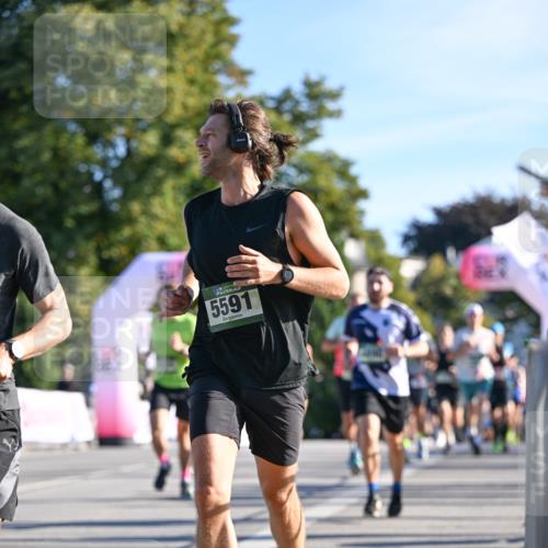 07.09.2025 - BARMER Alsterlauf Dr. Thomas Lammeyer http://msf.ph/oto/8707541 07.09.2025 09:28:04 Laufen 5591 meine-sportfotos.de