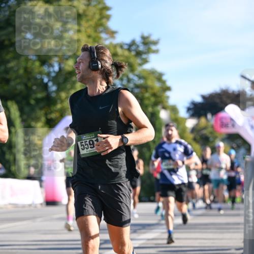 07.09.2025 - BARMER Alsterlauf Dr. Thomas Lammeyer http://msf.ph/oto/8707542 07.09.2025 09:28:05 Laufen 35, 136, 559 meine-sportfotos.de