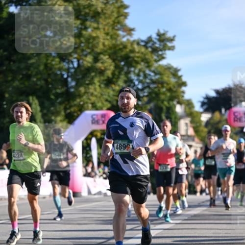 07.09.2025 - BARMER Alsterlauf Dr. Thomas Lammeyer http://msf.ph/oto/8707548 07.09.2025 09:28:06 Laufen 4224, 489, 2338 meine-sportfotos.de