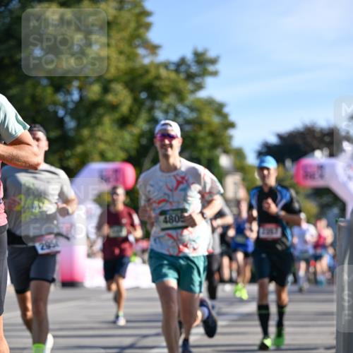 07.09.2025 - BARMER Alsterlauf Dr. Thomas Lammeyer http://msf.ph/oto/8707567 07.09.2025 09:28:09 Laufen 4809, 295 meine-sportfotos.de