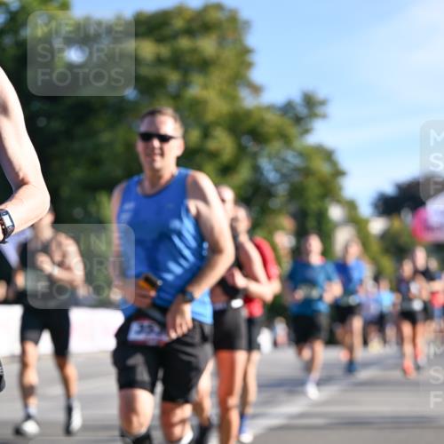 07.09.2025 - BARMER Alsterlauf Dr. Thomas Lammeyer http://msf.ph/oto/8707640 07.09.2025 09:28:26 Laufen 353 meine-sportfotos.de