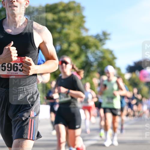 07.09.2025 - BARMER Alsterlauf Dr. Thomas Lammeyer http://msf.ph/oto/8707684 07.09.2025 09:28:35 Laufen 5963, 444 meine-sportfotos.de