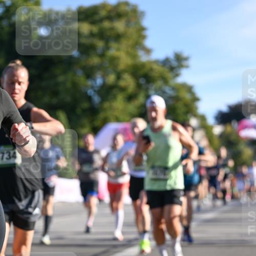 07.09.2025 - BARMER Alsterlauf Dr. Thomas Lammeyer http://msf.ph/oto/8707690 07.09.2025 09:28:36 Laufen 734 meine-sportfotos.de