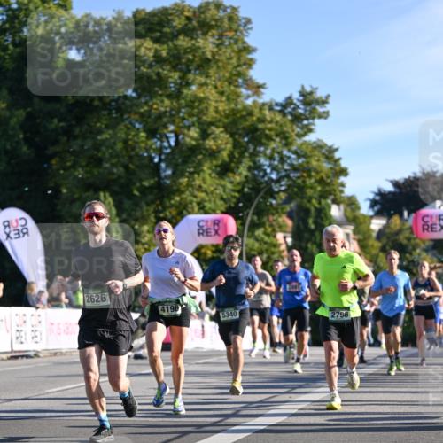 07.09.2025 - BARMER Alsterlauf Dr. Thomas Lammeyer http://msf.ph/oto/8707781 07.09.2025 09:28:50 Laufen 2626, 4196, 5340, 2790, 33 meine-sportfotos.de