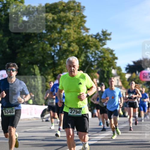 07.09.2025 - BARMER Alsterlauf Dr. Thomas Lammeyer http://msf.ph/oto/8707794 07.09.2025 09:28:52 Laufen 5340, 2790 meine-sportfotos.de