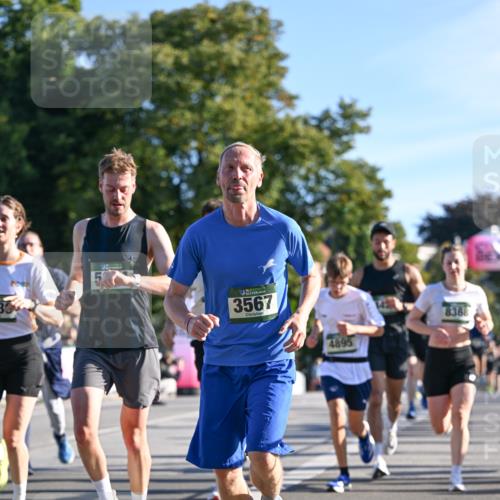 07.09.2025 - BARMER Alsterlauf Dr. Thomas Lammeyer http://msf.ph/oto/8707832 07.09.2025 09:28:59 Laufen 3567, 4895, 8368 meine-sportfotos.de
