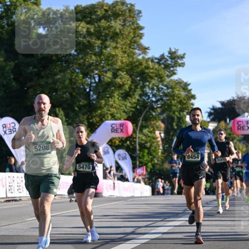 07.09.2025 - BARMER Alsterlauf Dr. Thomas Lammeyer http://msf.ph/oto/8707878 07.09.2025 09:29:07 Laufen 5208, 5470, 8454, 3542, 54 meine-sportfotos.de