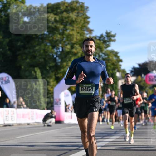 07.09.2025 - BARMER Alsterlauf Dr. Thomas Lammeyer http://msf.ph/oto/8707887 07.09.2025 09:29:08 Laufen 8454 meine-sportfotos.de