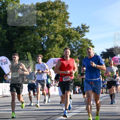 07.09.2025 - BARMER Alsterlauf Dr. Thomas Lammeyer http://msf.ph/oto/8707910 07.09.2025 09:29:12 Laufen 4354, 524, 2253, 54, 5043 meine-sportfotos.de