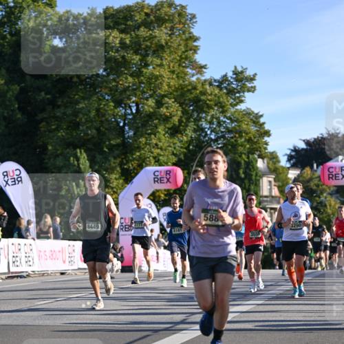 07.09.2025 - BARMER Alsterlauf Dr. Thomas Lammeyer http://msf.ph/oto/8707947 07.09.2025 09:29:19 Laufen 8449, 2777, 8161, 588, 278, 3555, 3290, 54 meine-sportfotos.de