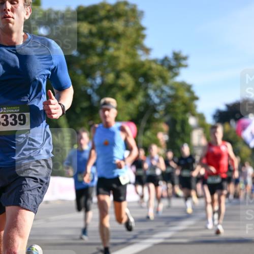 07.09.2025 - BARMER Alsterlauf Dr. Thomas Lammeyer http://msf.ph/oto/8707982 07.09.2025 09:29:24 Laufen 36, 6339, 554 meine-sportfotos.de