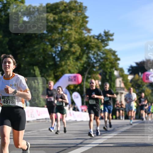 07.09.2025 - BARMER Alsterlauf Dr. Thomas Lammeyer http://msf.ph/oto/8708014 07.09.2025 09:29:30 Laufen 4978 meine-sportfotos.de