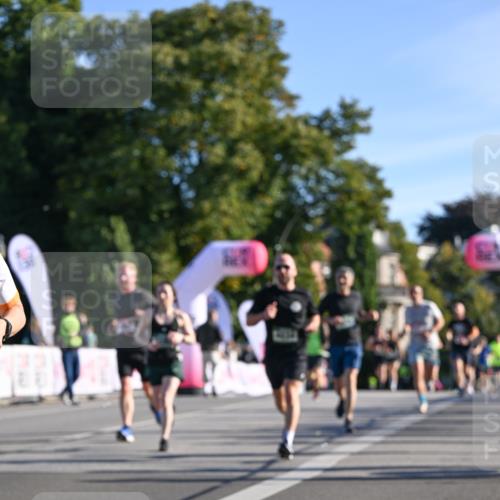 07.09.2025 - BARMER Alsterlauf Dr. Thomas Lammeyer http://msf.ph/oto/8708017 07.09.2025 09:29:30 Laufen  meine-sportfotos.de