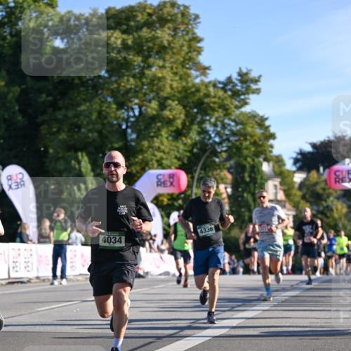 07.09.2025 - BARMER Alsterlauf Dr. Thomas Lammeyer http://msf.ph/oto/8708027 07.09.2025 09:29:32 Laufen 2510, 4034, 4336, 54 meine-sportfotos.de