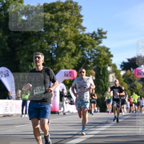 07.09.2025 - BARMER Alsterlauf Dr. Thomas Lammeyer http://msf.ph/oto/8708040 07.09.2025 09:29:33 Laufen 4336, 49 meine-sportfotos.de