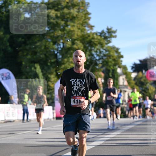 07.09.2025 - BARMER Alsterlauf Dr. Thomas Lammeyer http://msf.ph/oto/8708056 07.09.2025 09:29:37 Laufen 418 meine-sportfotos.de