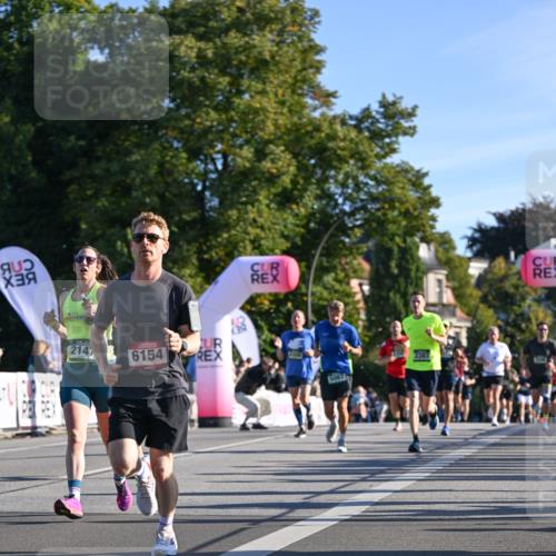 07.09.2025 - BARMER Alsterlauf Dr. Thomas Lammeyer http://msf.ph/oto/8708072 07.09.2025 09:29:40 Laufen 2147, 6154, 5067, 2383 meine-sportfotos.de