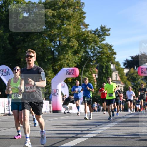 07.09.2025 - BARMER Alsterlauf Dr. Thomas Lammeyer http://msf.ph/oto/8708073 07.09.2025 09:29:40 Laufen 6154, 2147, 3380 meine-sportfotos.de