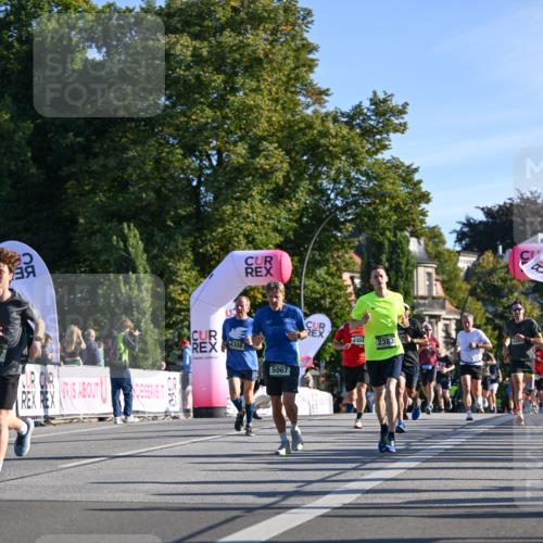 07.09.2025 - BARMER Alsterlauf Dr. Thomas Lammeyer http://msf.ph/oto/8708076 07.09.2025 09:29:41 Laufen 308, 5067, 4304, 2383, 554 meine-sportfotos.de