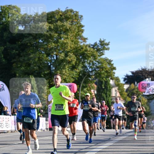 07.09.2025 - BARMER Alsterlauf Dr. Thomas Lammeyer http://msf.ph/oto/8708079 07.09.2025 09:29:43 Laufen 5067, 2383, 304, 8275, 64, 3206 meine-sportfotos.de