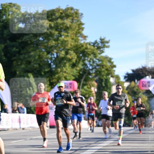 07.09.2025 - BARMER Alsterlauf Dr. Thomas Lammeyer http://msf.ph/oto/8708087 07.09.2025 09:29:44 Laufen 8275 meine-sportfotos.de