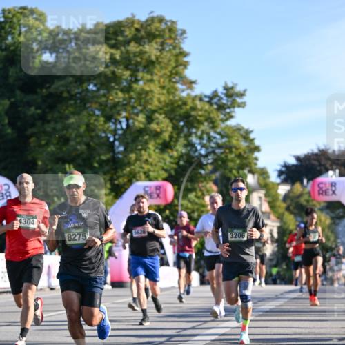 07.09.2025 - BARMER Alsterlauf Dr. Thomas Lammeyer http://msf.ph/oto/8708091 07.09.2025 09:29:45 Laufen 4304, 10, 8275, 5626, 3206 meine-sportfotos.de