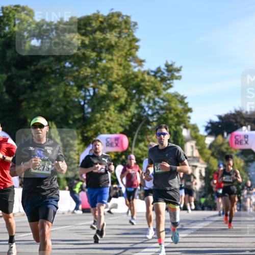 07.09.2025 - BARMER Alsterlauf Dr. Thomas Lammeyer http://msf.ph/oto/8708093 07.09.2025 09:29:45 Laufen 10, 3275, 32 meine-sportfotos.de