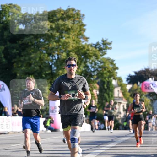07.09.2025 - BARMER Alsterlauf Dr. Thomas Lammeyer http://msf.ph/oto/8708099 07.09.2025 09:29:46 Laufen 5628, 306 meine-sportfotos.de