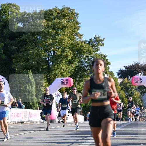 07.09.2025 - BARMER Alsterlauf Dr. Thomas Lammeyer http://msf.ph/oto/8708114 07.09.2025 09:29:49 Laufen 699, 2918, 4010, 2912, 26 meine-sportfotos.de