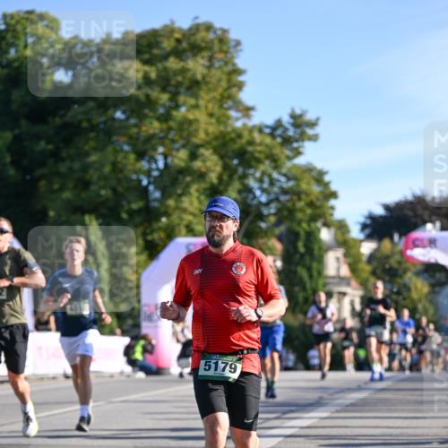 07.09.2025 - BARMER Alsterlauf Dr. Thomas Lammeyer http://msf.ph/oto/8708131 07.09.2025 09:29:52 Laufen 4010, 5179 meine-sportfotos.de