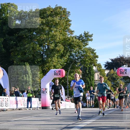 07.09.2025 - BARMER Alsterlauf Dr. Thomas Lammeyer http://msf.ph/oto/8708177 07.09.2025 09:30:00 Laufen 3767, 5606, 2921742, 54 meine-sportfotos.de