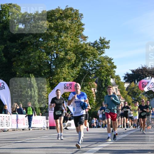 07.09.2025 - BARMER Alsterlauf Dr. Thomas Lammeyer http://msf.ph/oto/8708180 07.09.2025 09:30:01 Laufen 3767, 35, 5606, 554, 2921 meine-sportfotos.de