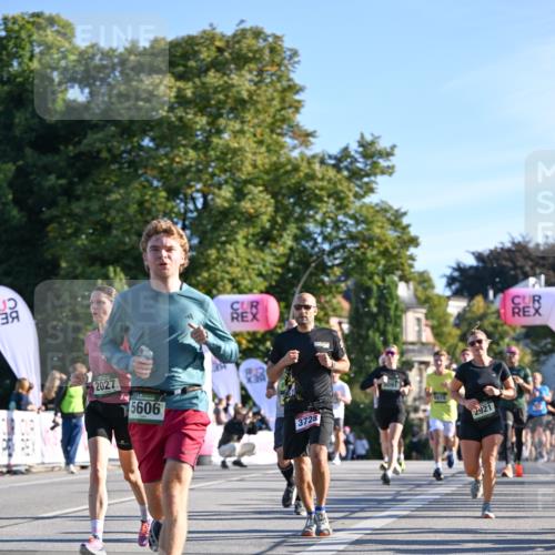 07.09.2025 - BARMER Alsterlauf Dr. Thomas Lammeyer http://msf.ph/oto/8708198 07.09.2025 09:30:03 Laufen 2027, 5606, 3728, 5091, 1015, 2921 meine-sportfotos.de