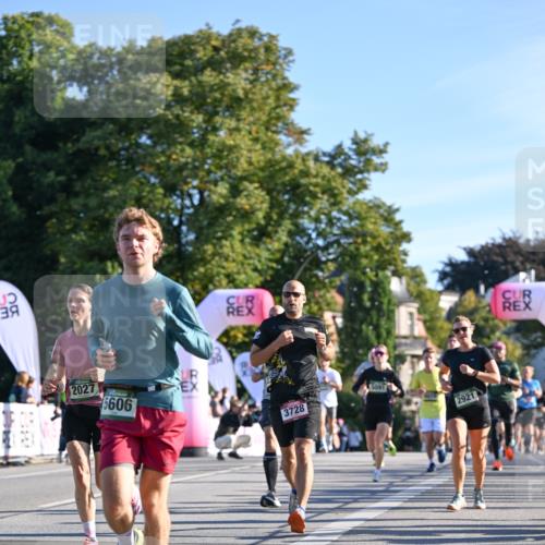 07.09.2025 - BARMER Alsterlauf Dr. Thomas Lammeyer http://msf.ph/oto/8708199 07.09.2025 09:30:04 Laufen 2027, 5606, 3728, 2921 meine-sportfotos.de