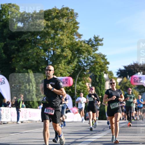 07.09.2025 - BARMER Alsterlauf Dr. Thomas Lammeyer http://msf.ph/oto/8708205 07.09.2025 09:30:05 Laufen 3728, 3091, 2921 meine-sportfotos.de