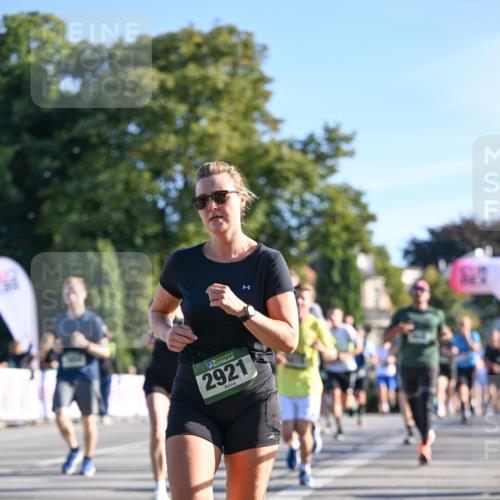 07.09.2025 - BARMER Alsterlauf Dr. Thomas Lammeyer http://msf.ph/oto/8708219 07.09.2025 09:30:07 Laufen 36, 2921 meine-sportfotos.de