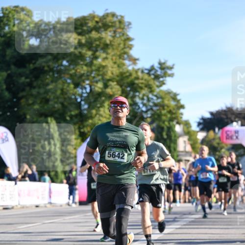 07.09.2025 - BARMER Alsterlauf Dr. Thomas Lammeyer http://msf.ph/oto/8708238 07.09.2025 09:30:10 Laufen 5642 meine-sportfotos.de