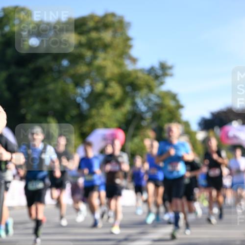 07.09.2025 - BARMER Alsterlauf Dr. Thomas Lammeyer http://msf.ph/oto/8708252 07.09.2025 09:30:12 Laufen 44 meine-sportfotos.de