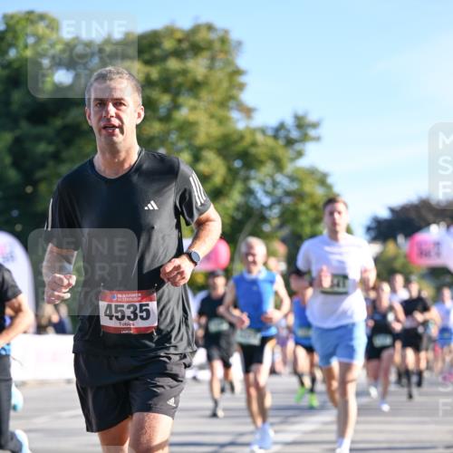 07.09.2025 - BARMER Alsterlauf Dr. Thomas Lammeyer http://msf.ph/oto/8708275 07.09.2025 09:30:16 Laufen 36, 4535 meine-sportfotos.de
