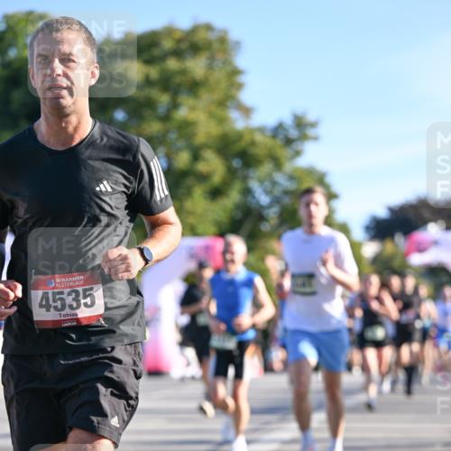 07.09.2025 - BARMER Alsterlauf Dr. Thomas Lammeyer http://msf.ph/oto/8708277 07.09.2025 09:30:16 Laufen 16136, 4535, 654 meine-sportfotos.de