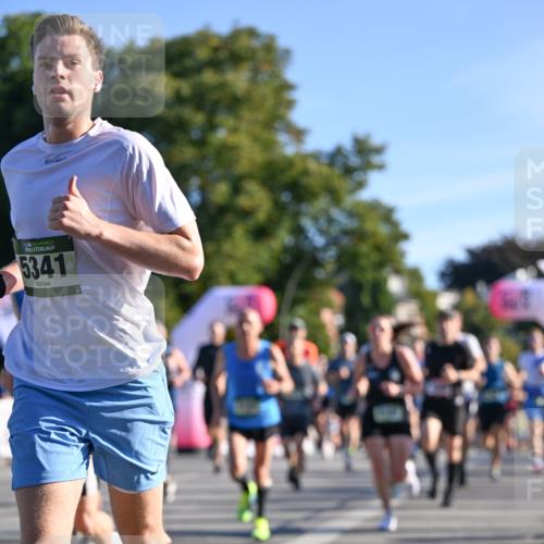 07.09.2025 - BARMER Alsterlauf Dr. Thomas Lammeyer http://msf.ph/oto/8708288 07.09.2025 09:30:18 Laufen 1129, 136, 5341, 664 meine-sportfotos.de