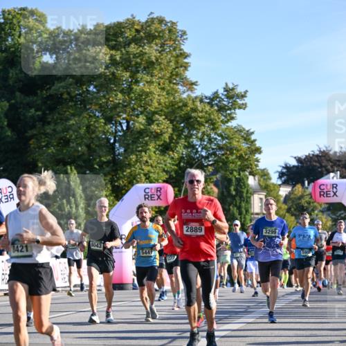 07.09.2025 - BARMER Alsterlauf Dr. Thomas Lammeyer http://msf.ph/oto/8708368 07.09.2025 09:30:33 Laufen 8043, 8421, 5441, 8317, 2889, 2122, 3299, 5905 meine-sportfotos.de