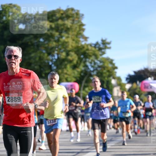 07.09.2025 - BARMER Alsterlauf Dr. Thomas Lammeyer http://msf.ph/oto/8708378 07.09.2025 09:30:35 Laufen 36, 2889, 5338 meine-sportfotos.de