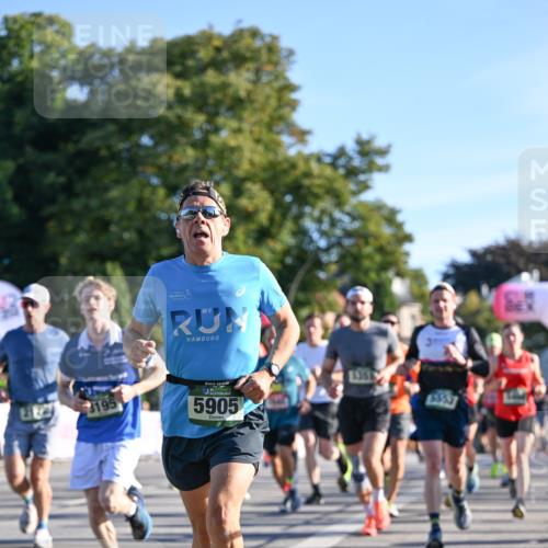 07.09.2025 - BARMER Alsterlauf Dr. Thomas Lammeyer http://msf.ph/oto/8708400 07.09.2025 09:30:38 Laufen 195, 5905, 1356 meine-sportfotos.de