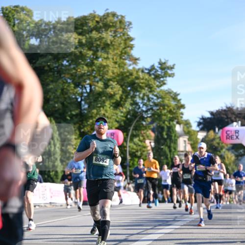 07.09.2025 - BARMER Alsterlauf Dr. Thomas Lammeyer http://msf.ph/oto/8708443 07.09.2025 09:30:46 Laufen 8092 meine-sportfotos.de