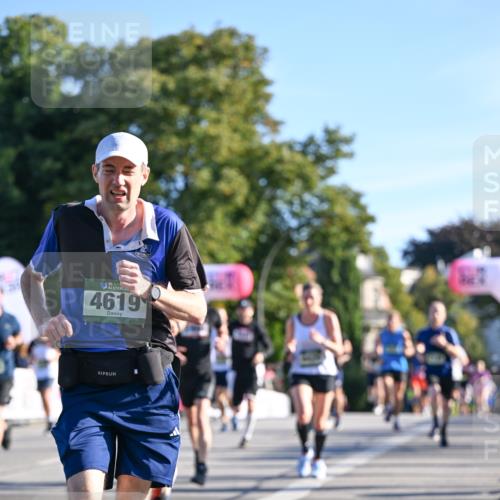 07.09.2025 - BARMER Alsterlauf Dr. Thomas Lammeyer http://msf.ph/oto/8708464 07.09.2025 09:30:50 Laufen 4619 meine-sportfotos.de