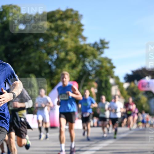 07.09.2025 - BARMER Alsterlauf Dr. Thomas Lammeyer http://msf.ph/oto/8708492 07.09.2025 09:30:54 Laufen  meine-sportfotos.de