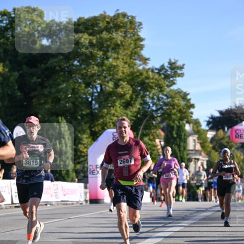 07.09.2025 - BARMER Alsterlauf Dr. Thomas Lammeyer http://msf.ph/oto/8708520 07.09.2025 09:31:00 Laufen 3819, 2697, 2501 meine-sportfotos.de