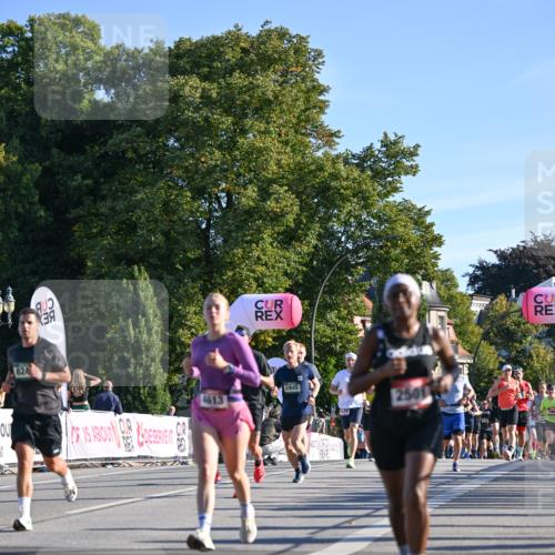 07.09.2025 - BARMER Alsterlauf Dr. Thomas Lammeyer http://msf.ph/oto/8708537 07.09.2025 09:31:03 Laufen 824, 4613, 5945, 2501 meine-sportfotos.de